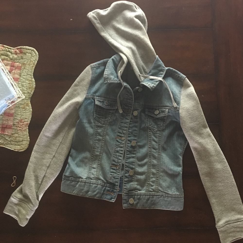 Adorable jean jacket